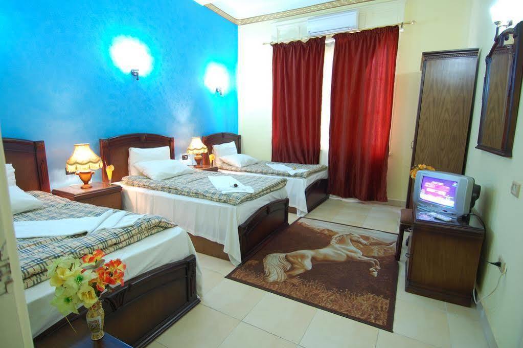 Cairo City Center Hostel エクステリア 写真